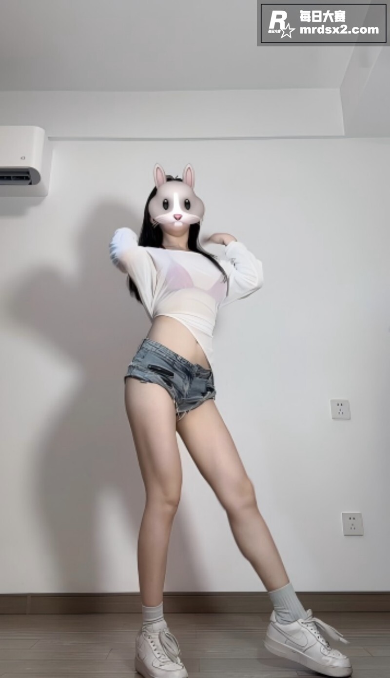 推特极品身材舞姬 蚊相关图片2