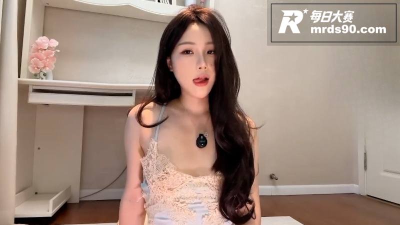 ST站极品高颜值御姐相关图片3