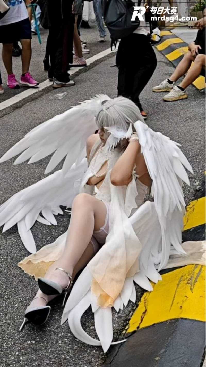 广州萤火虫漫展真实乱相关图片2