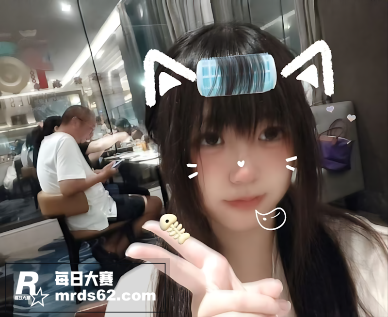 江苏镇江中专大奶学生相关图片1