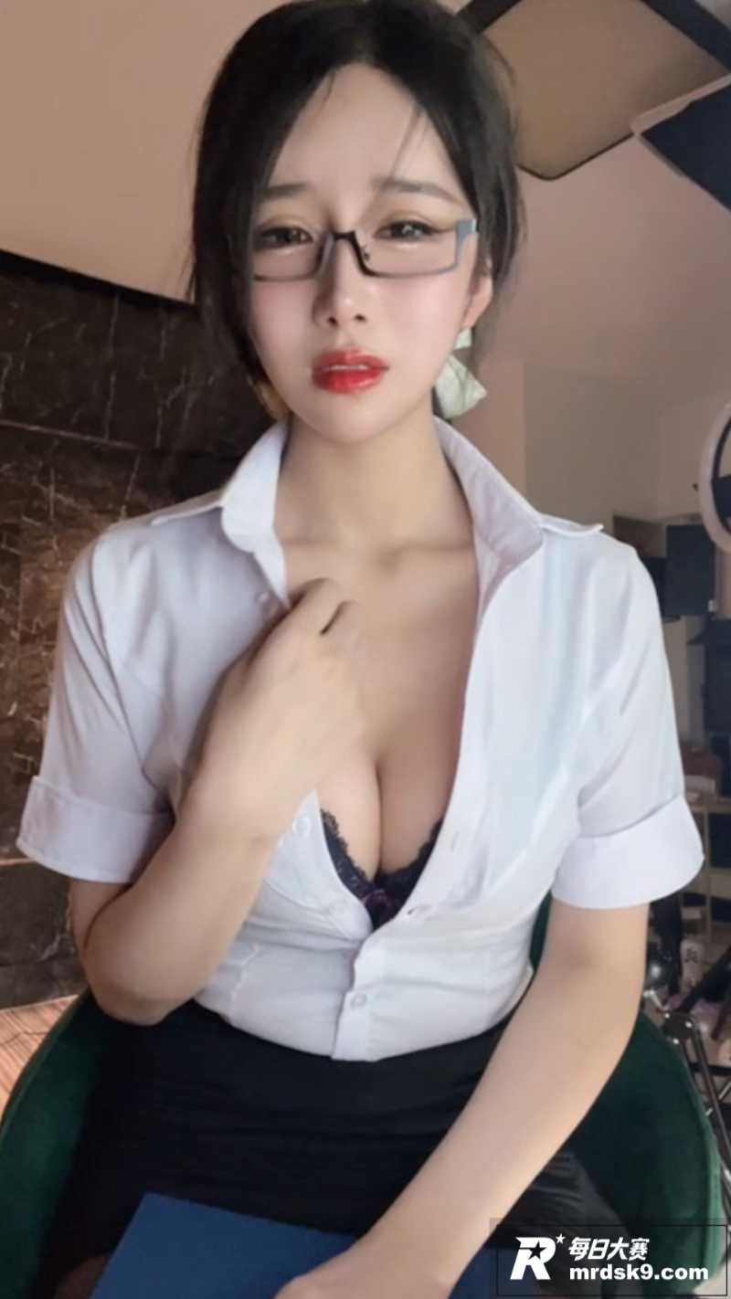 网易CC极品主播 小相关图片5