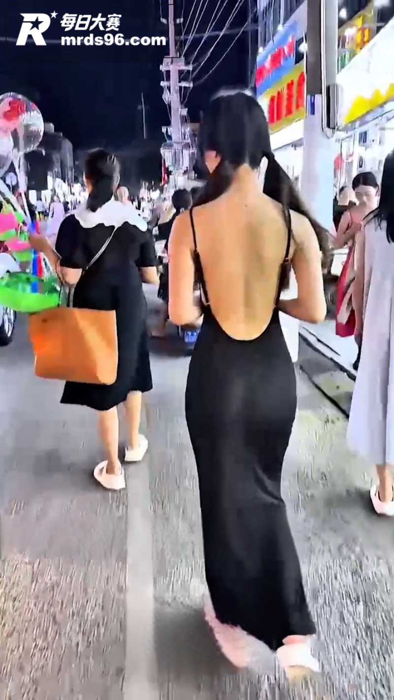 推特福利姬 MAOT相关图片22