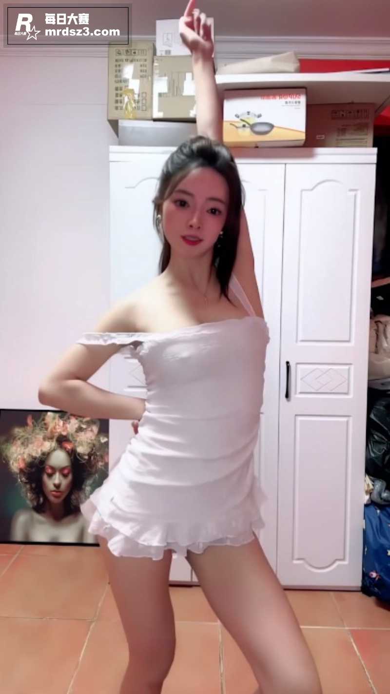 国产裸舞女神 星星碎相关图片5