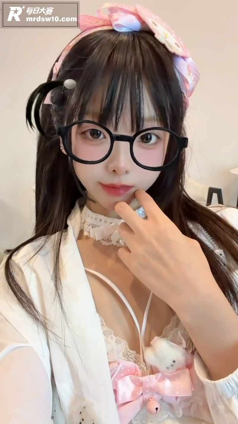 抖音极品高颜女神 r相关图片4
