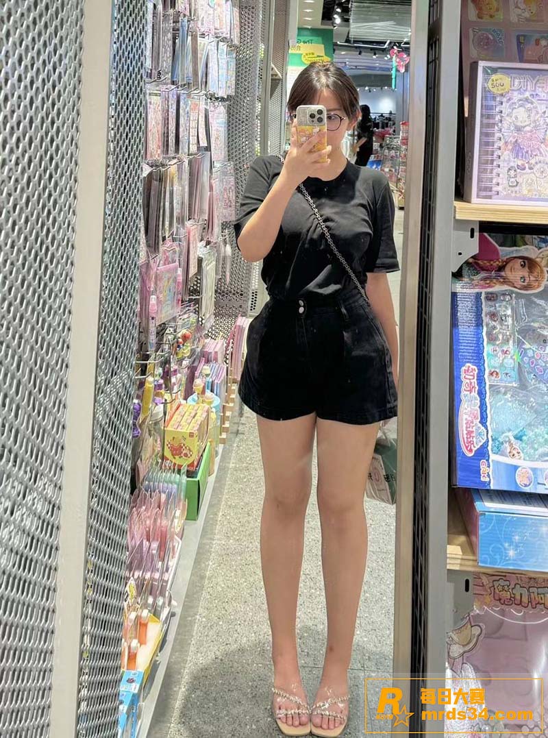 辽宁鞍山极品嫩妹于家相关图片8