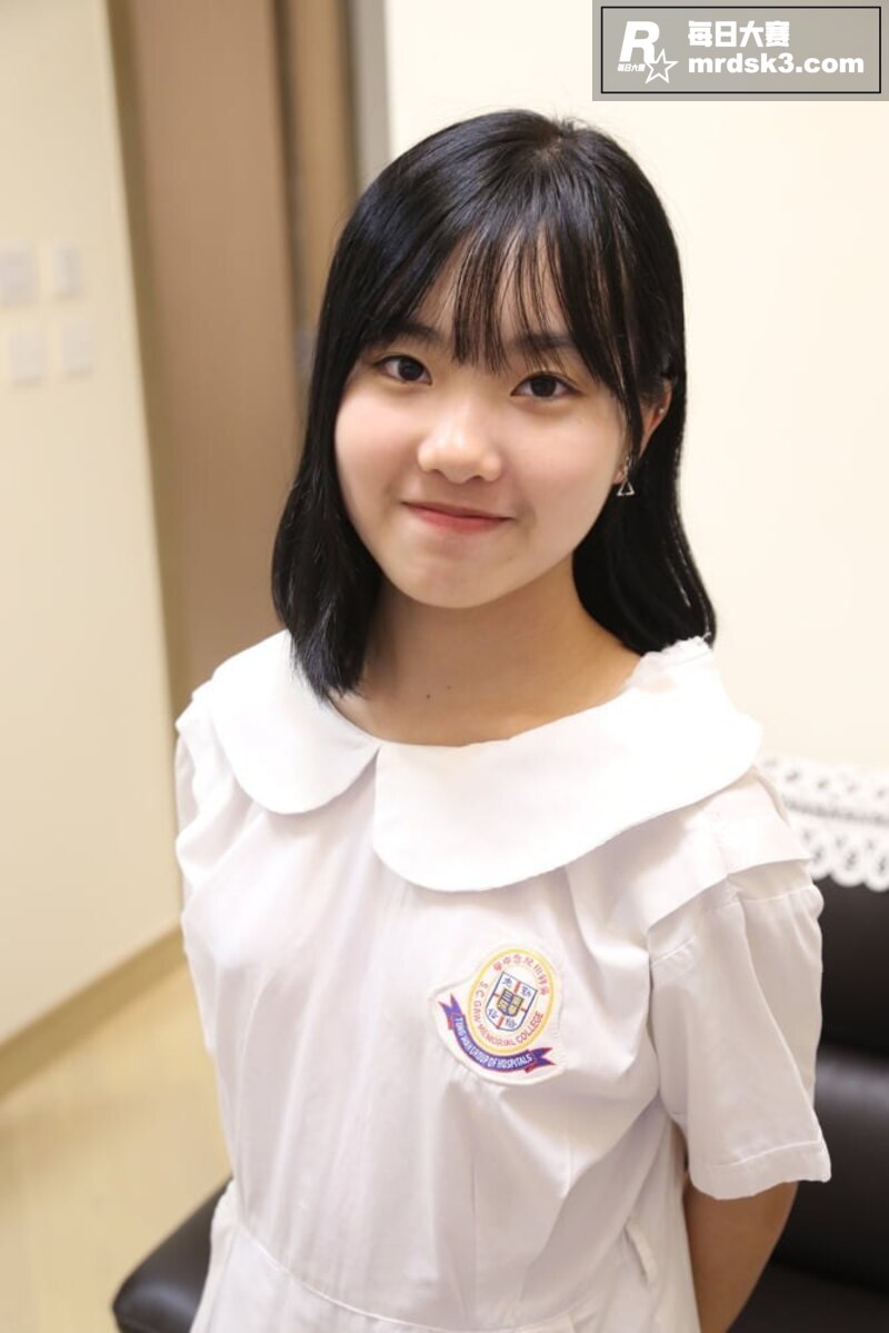 香港呆萌学生妹 陈佳相关图片1