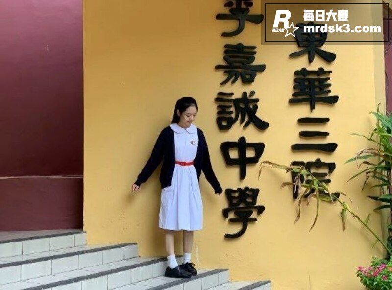 香港呆萌学生妹 陈佳相关图片13