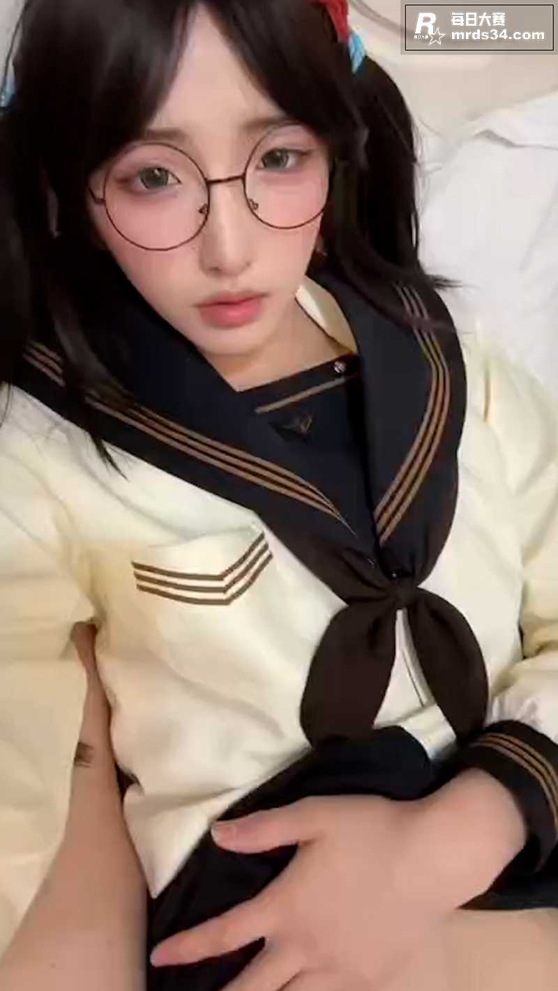 逆天网黄TS 莓莓莓相关图片1