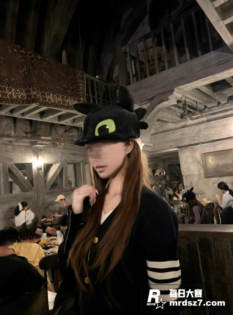 推特顶级反差婊 vi相关图片1