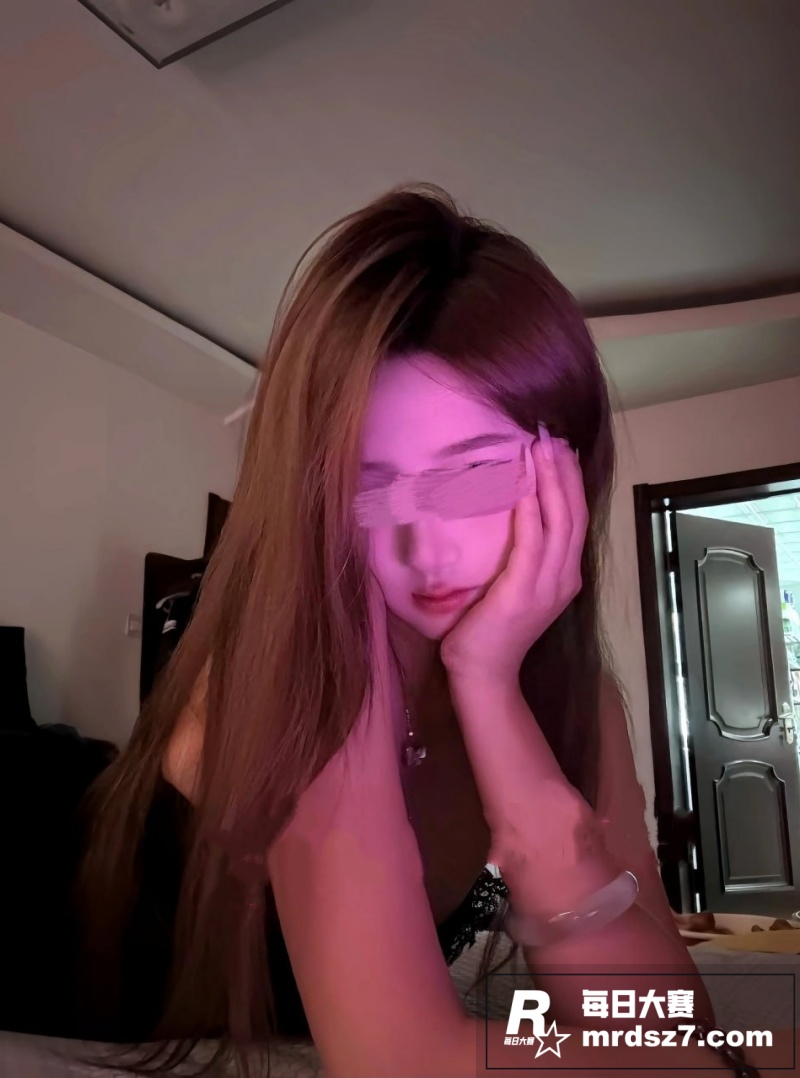 推特顶级反差婊 vi相关图片2
