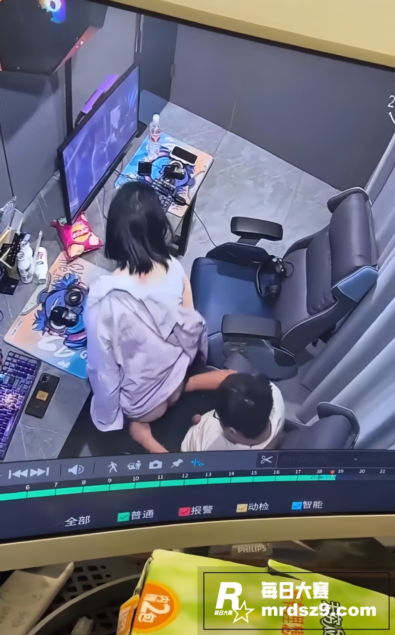 网吧监控泄密 大学生相关图片6