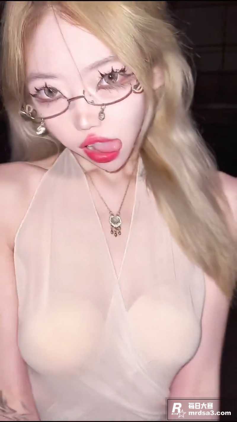 高颜值精神小妹 不爱相关图片5