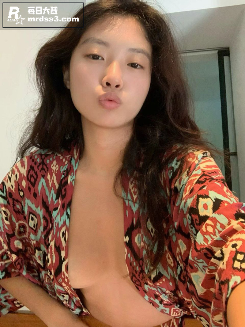 抖音极品少女 哈噜小相关图片8