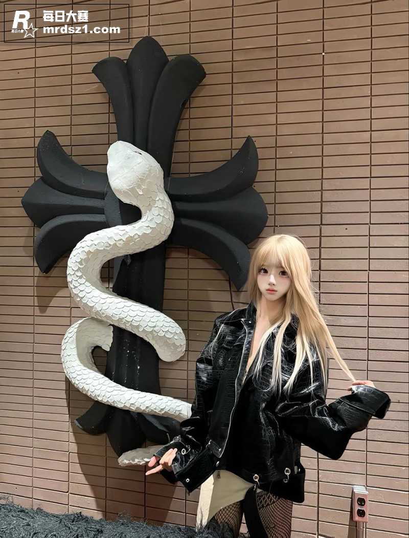 推特高颜值嫩妹 ay相关图片14