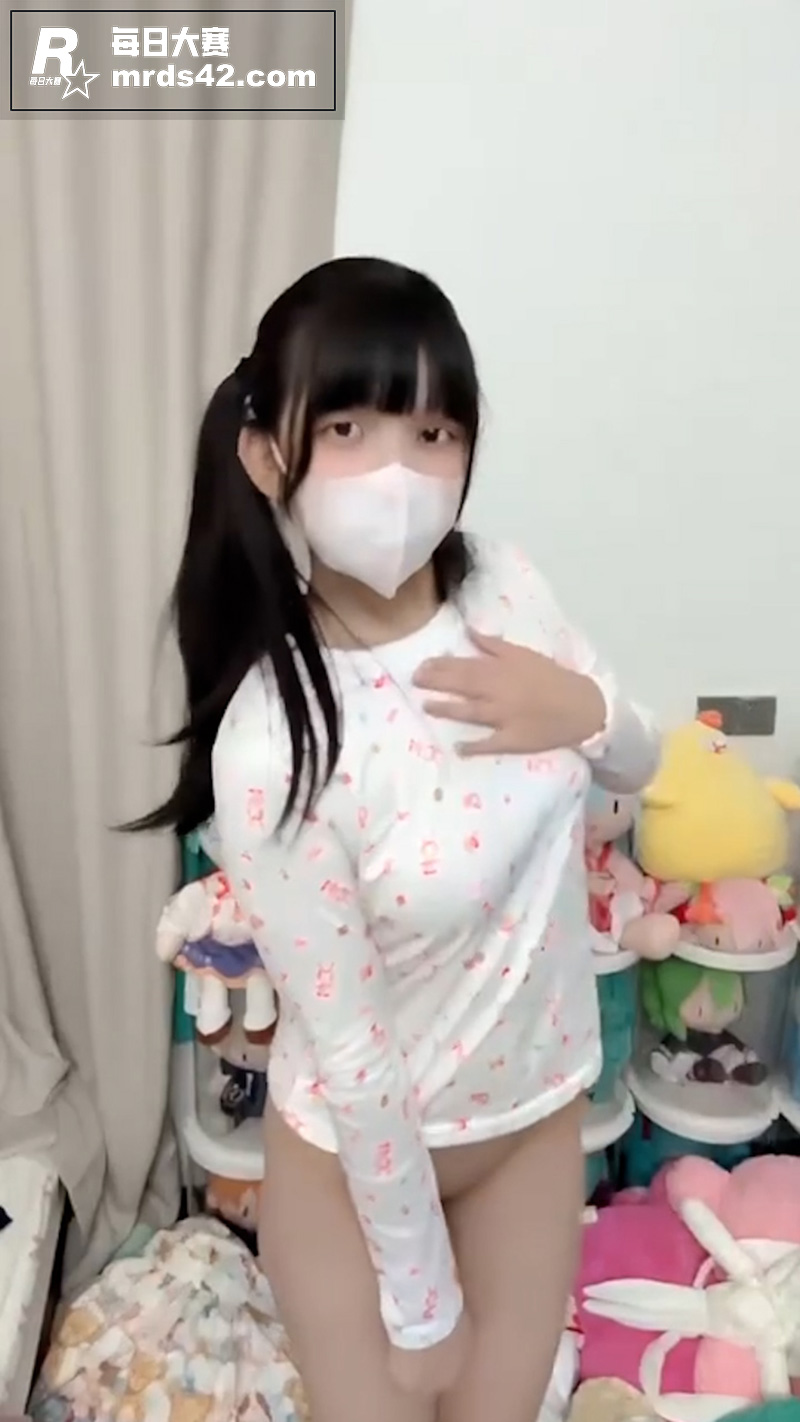 推特福利姬 小亦无敌相关图片1
