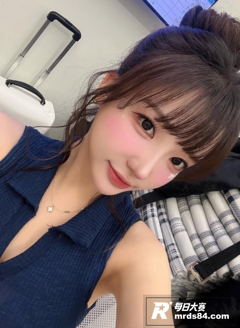韩国女团成员 艺恩 相关图片10