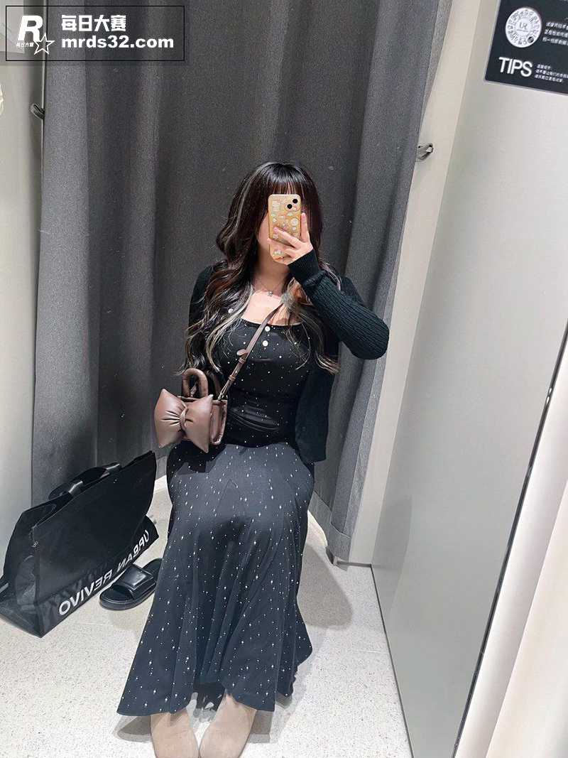 贵州铜仁极品巨乳肥臀相关图片1