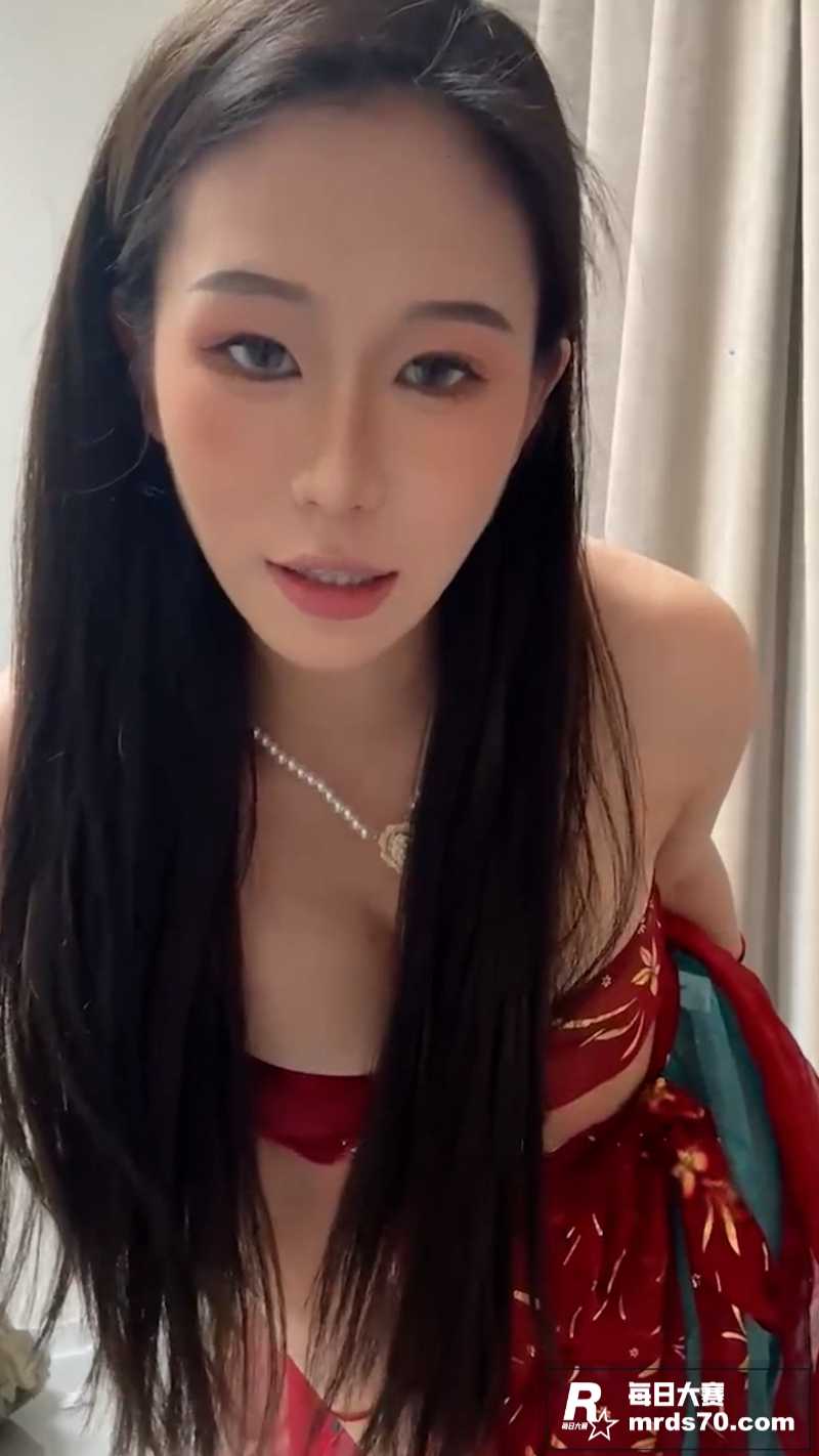 抖音高颜值网红 宵夜相关图片1
