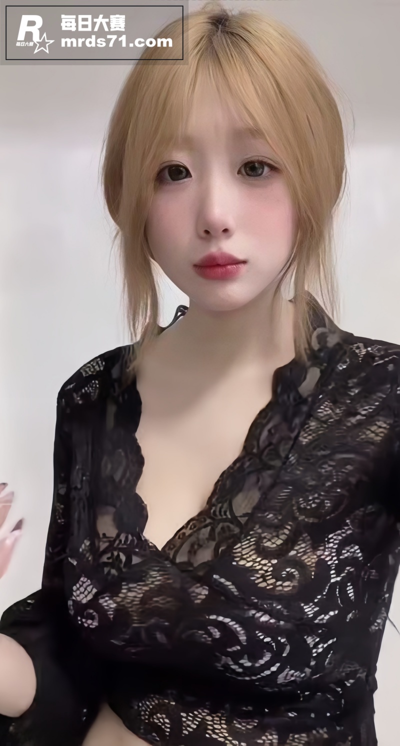 抖音极品高颜嫩妹 晓相关图片3