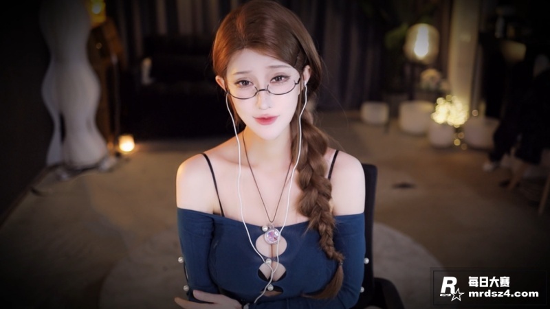ASMR虎牙热门巨乳相关图片3