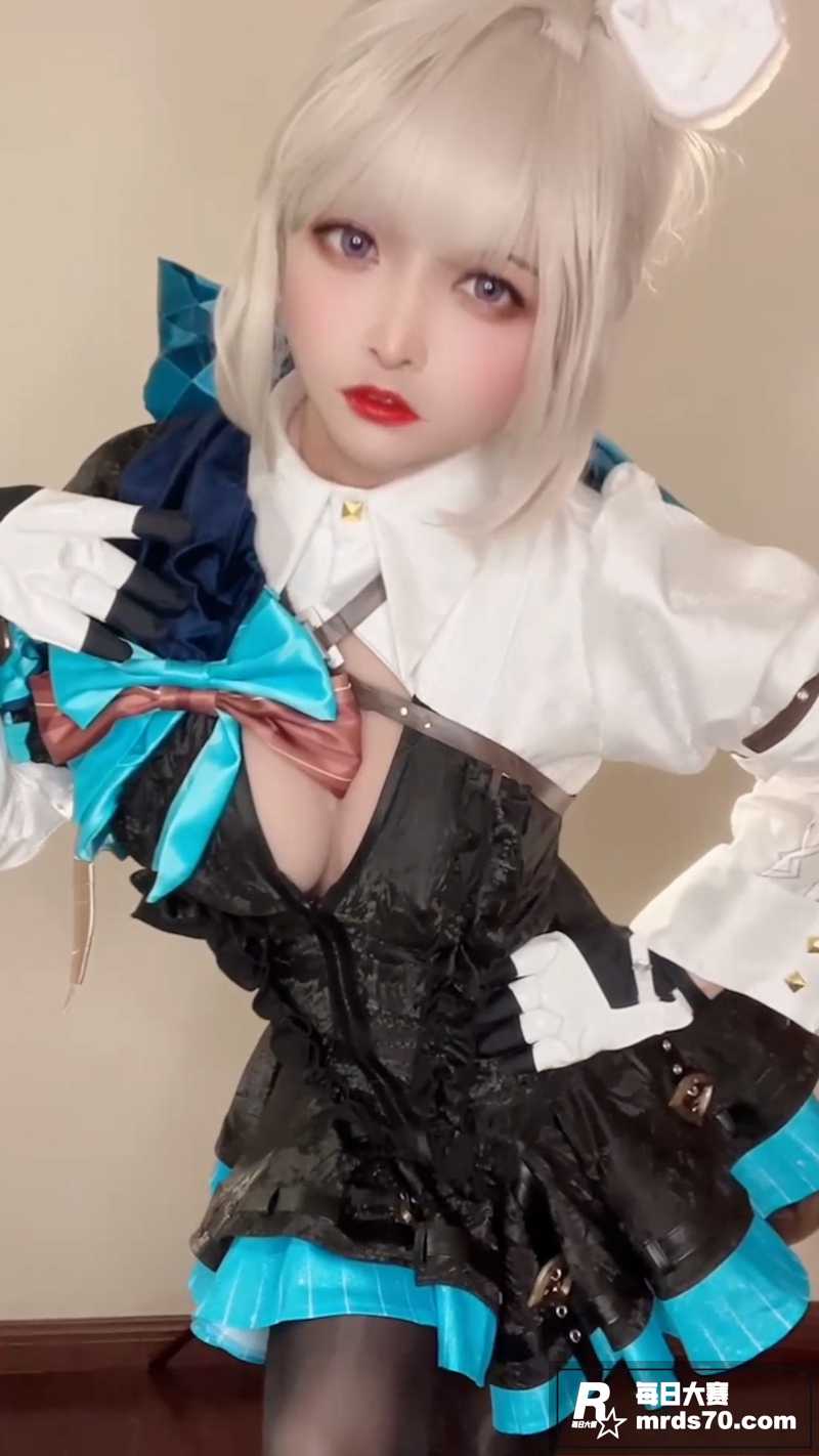 推特高颜值TS伪娘 相关图片1