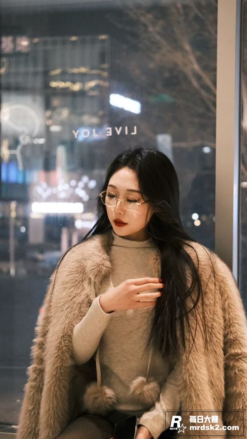 青岛医美院反差老板娘相关图片9