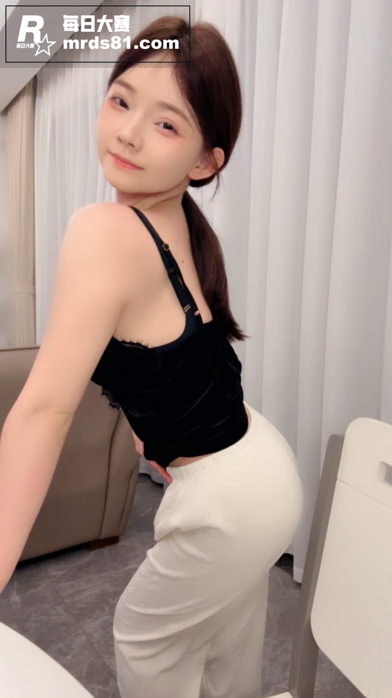 半糖极品主播 小樱花相关图片2