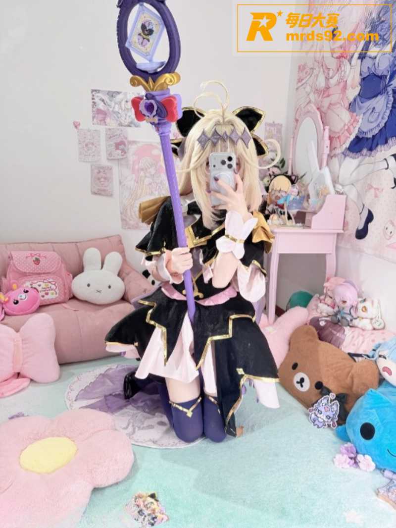 推特极品模特嫩妹 染相关图片6