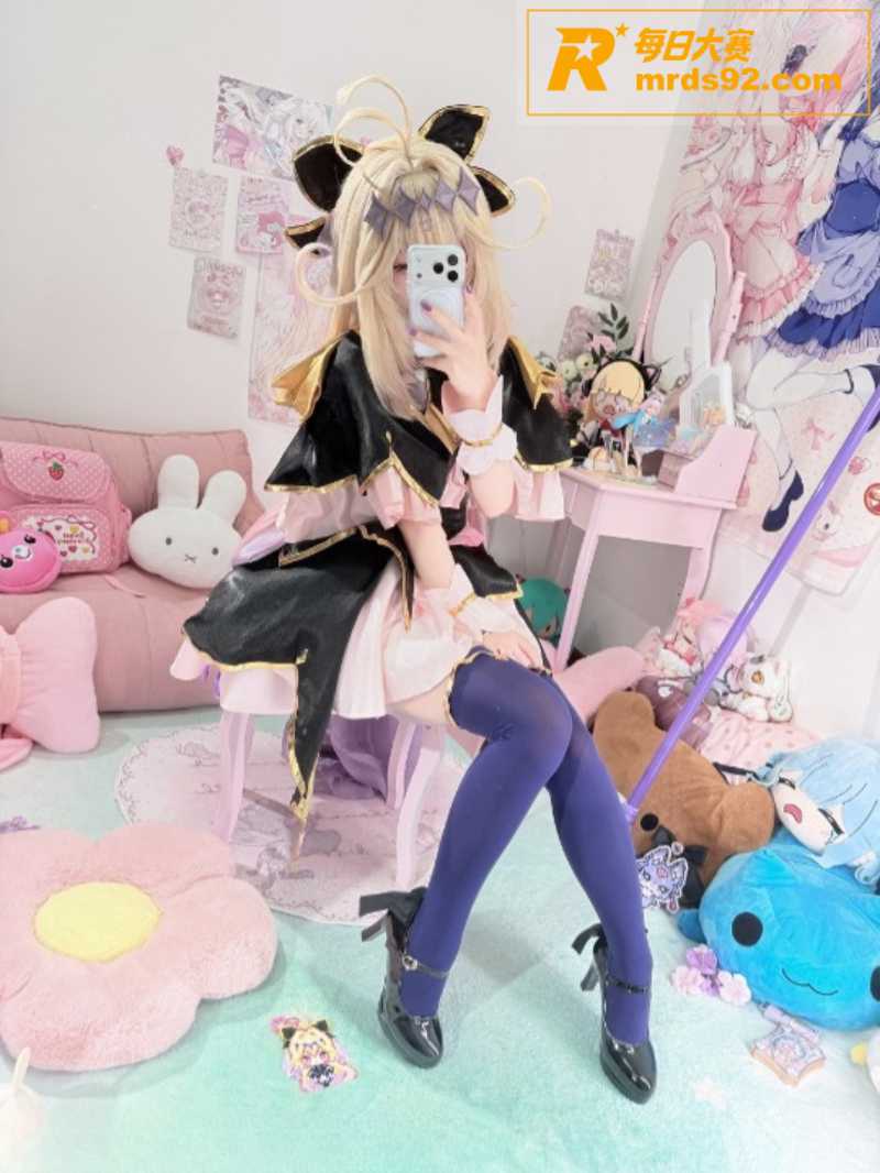 推特极品模特嫩妹 染相关图片11