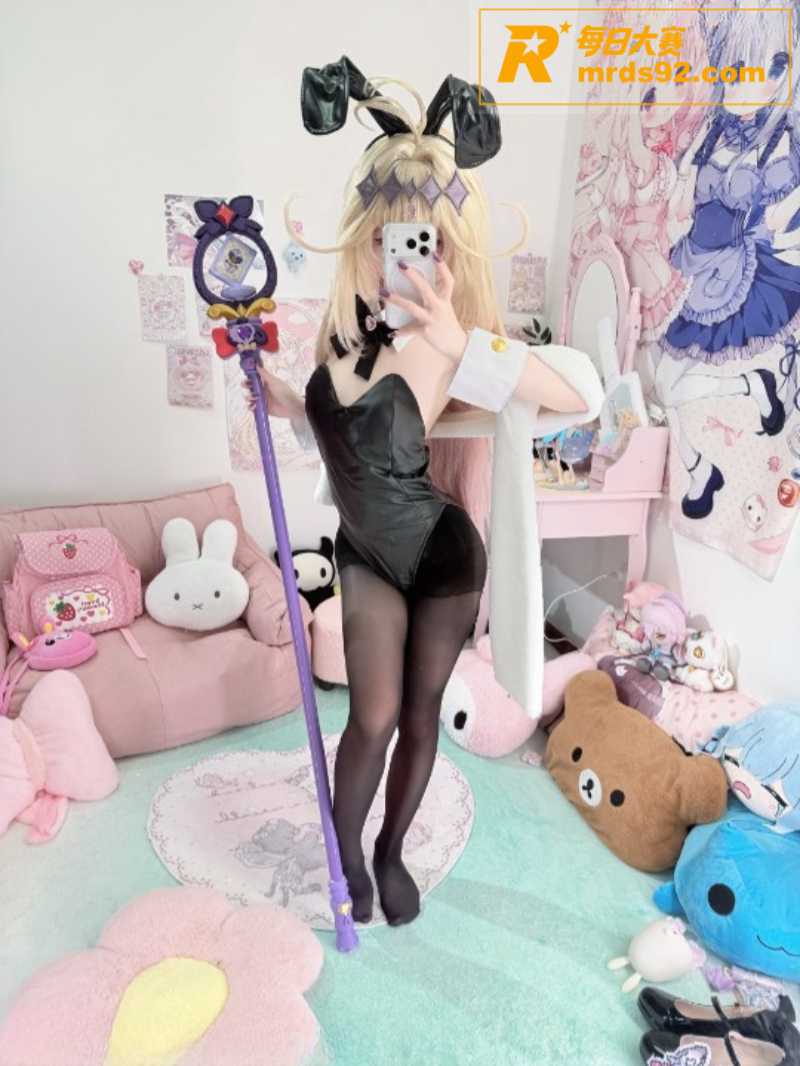 推特极品模特嫩妹 染相关图片20