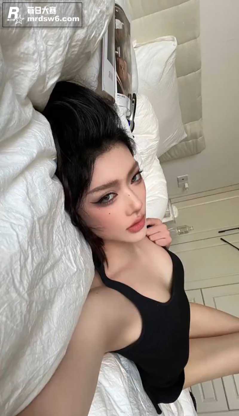 杭州高颜值美艳人妻 相关图片1