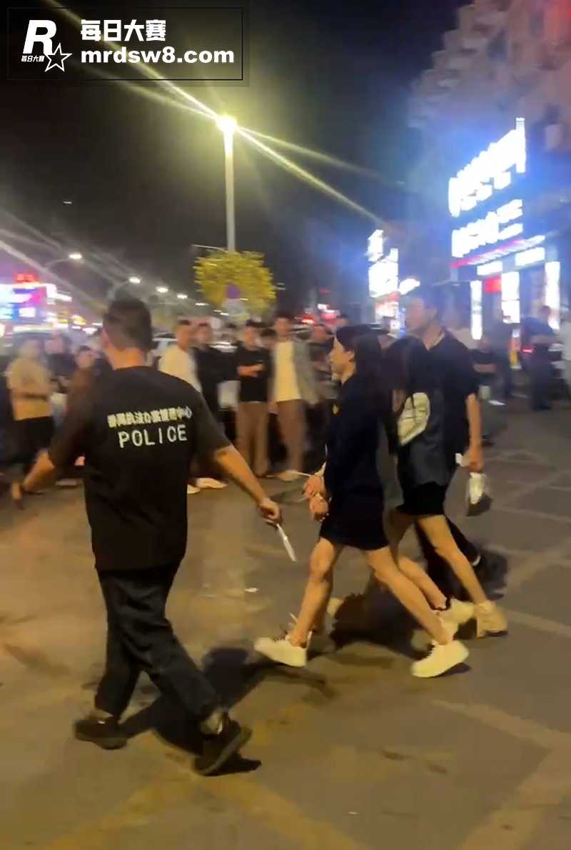 广州番禺扫黄现场 各相关图片7