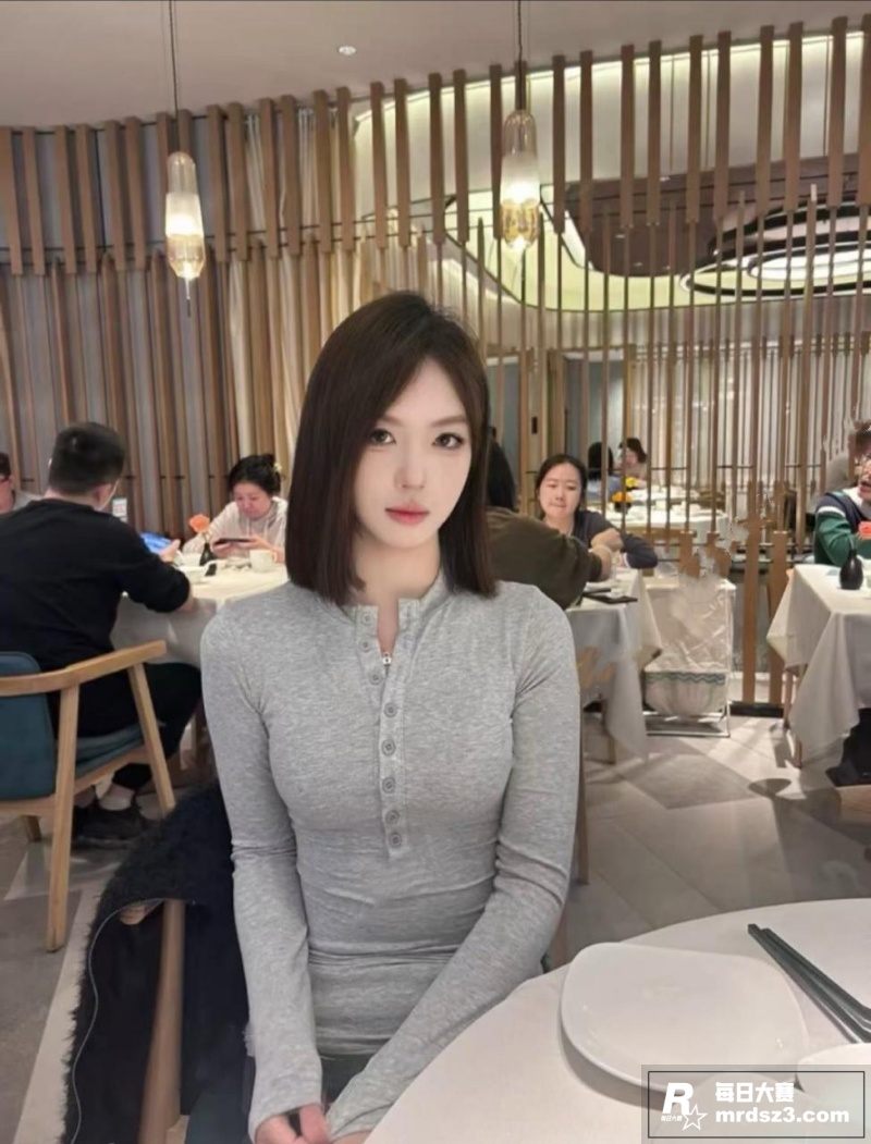 浙江在校女大学生 抖相关图片1