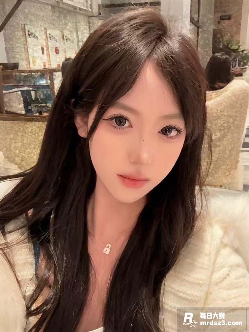 浙江在校女大学生 抖相关图片7