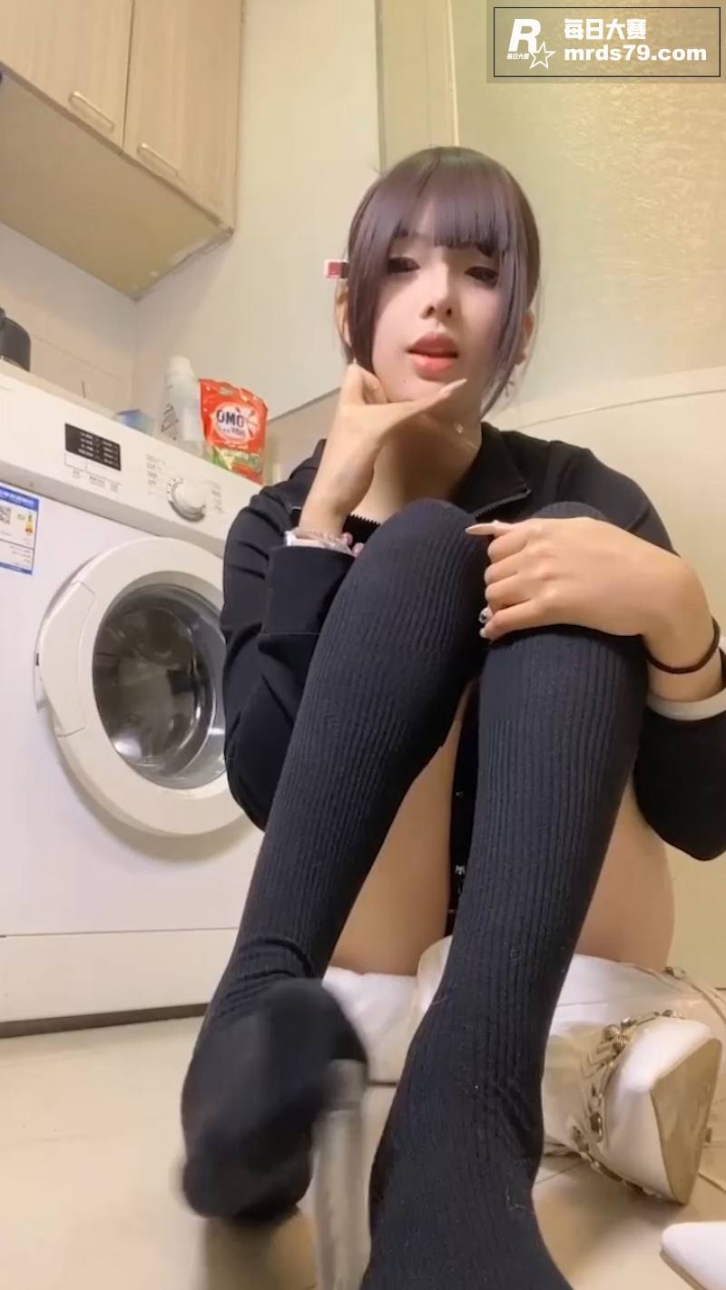 玩物直播足控女王 小相关图片5