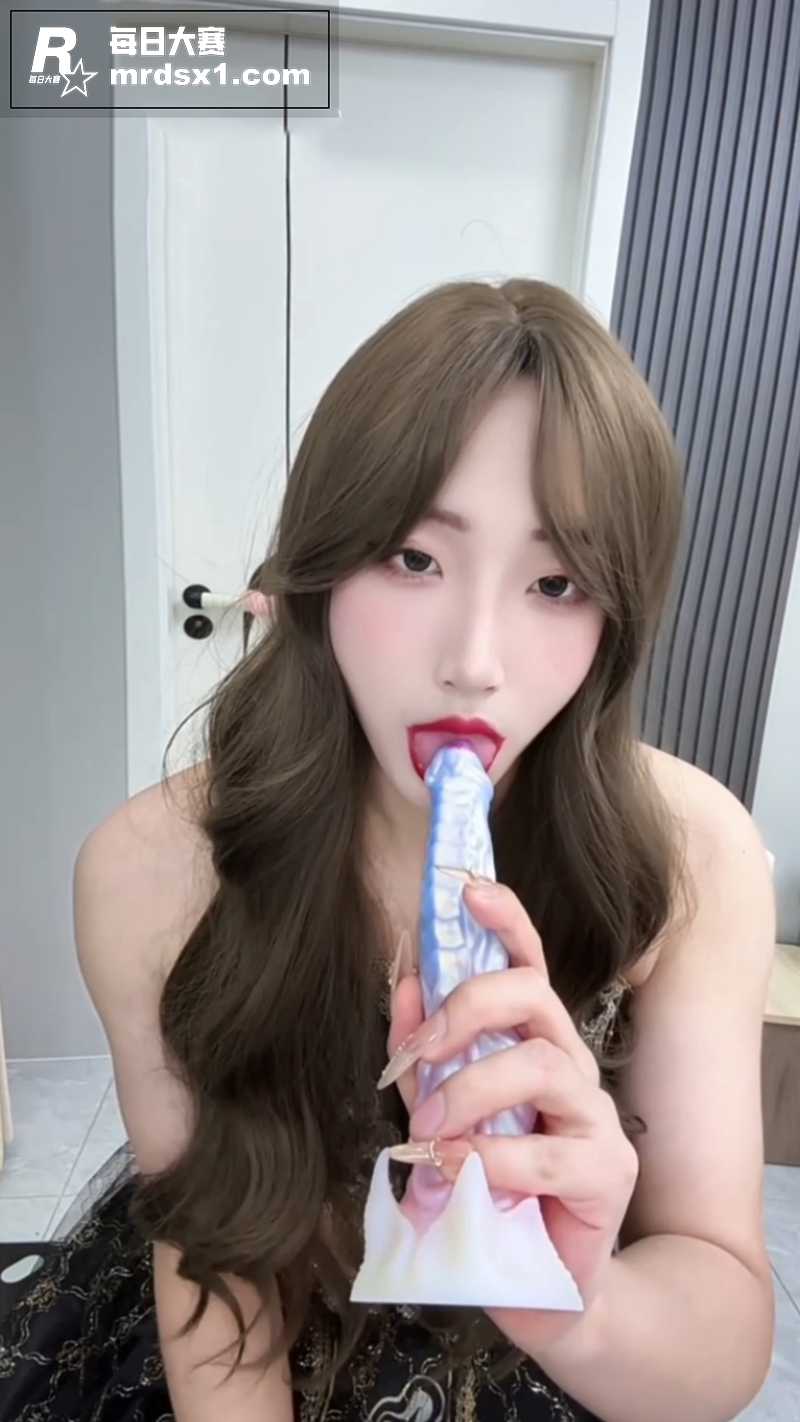 推特极品TS伪娘 纪相关图片3