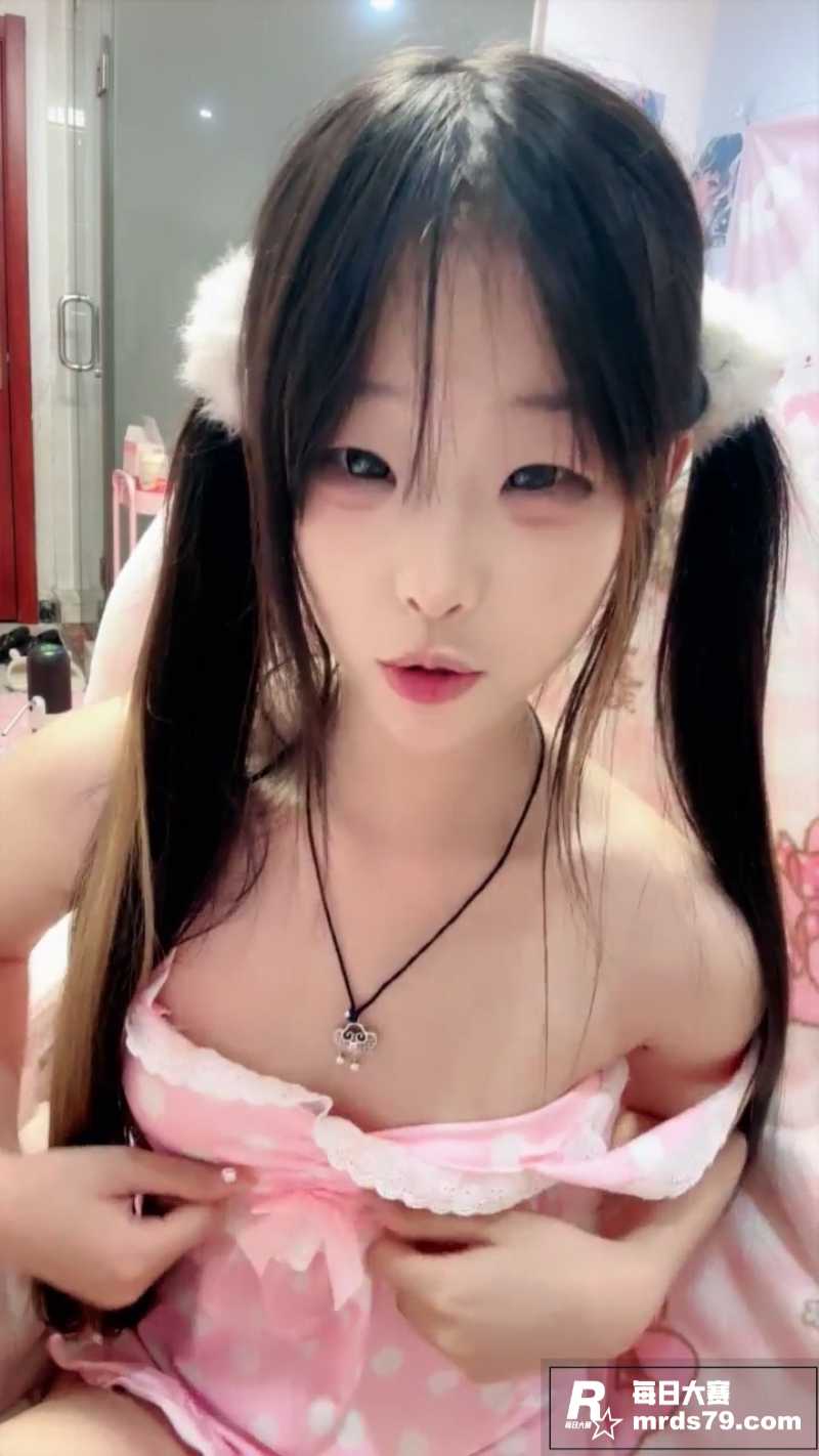 极品双马尾萌妹 幼七相关图片1
