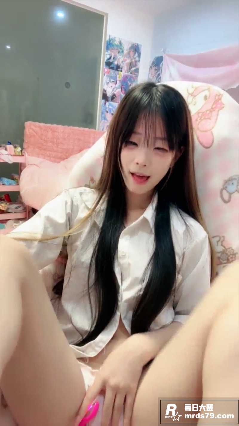 极品双马尾萌妹 幼七相关图片3