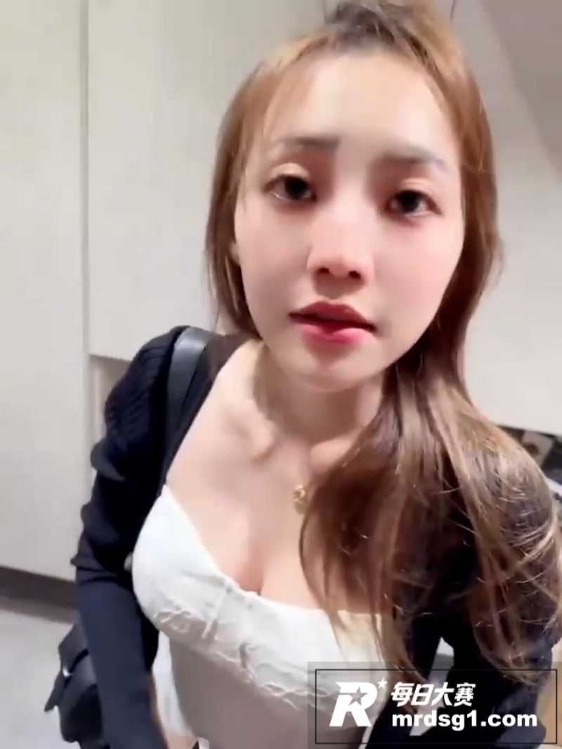 露脸反差女友一日VL相关图片1