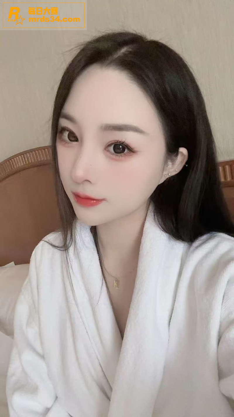 广州风骚人妻李梦娇 相关图片1