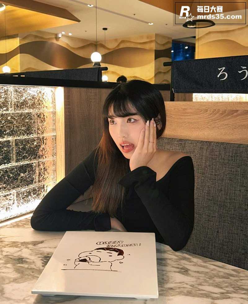 IG超高颜值高三学生相关图片6