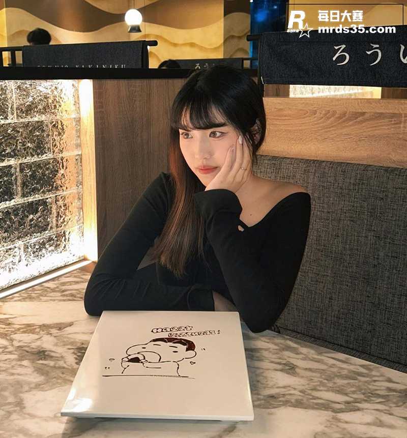 IG超高颜值高三学生相关图片7