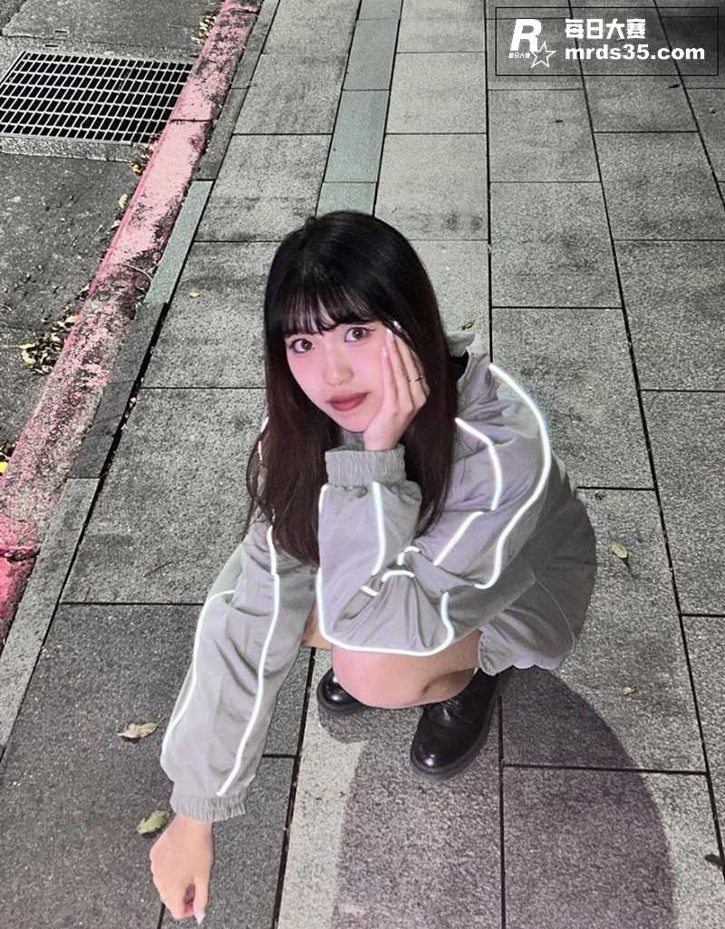 IG超高颜值高三学生相关图片8