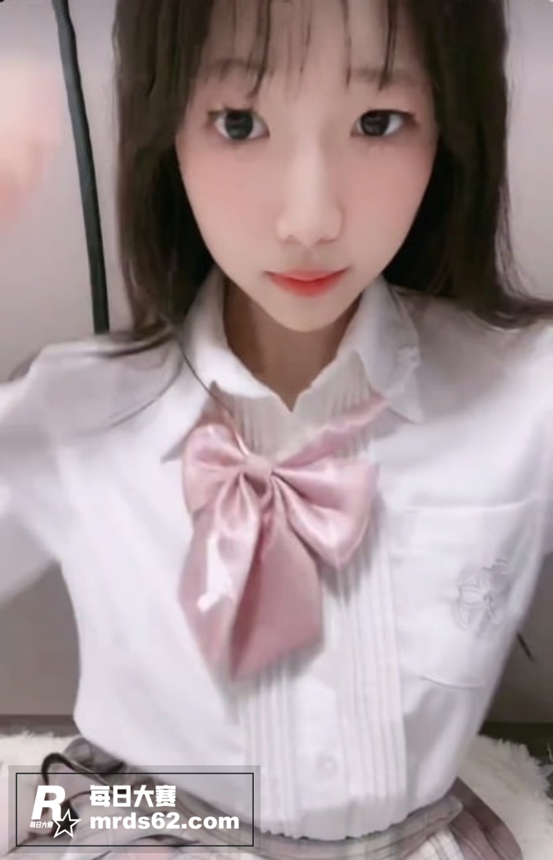 极品高颜值嫩妹 小希相关图片1