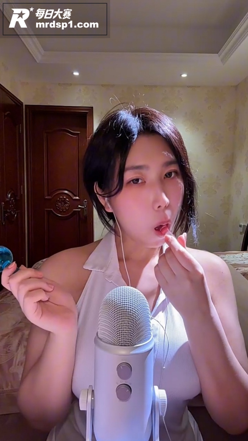 高颜值ASMR声控博相关图片2