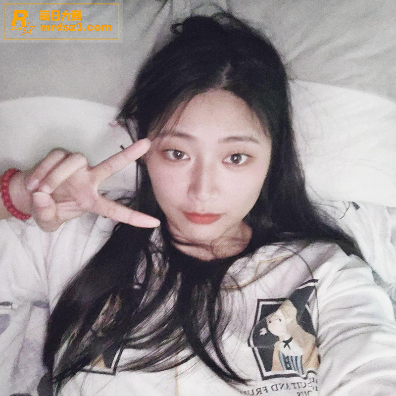 投稿曝光 风骚女友口相关图片2