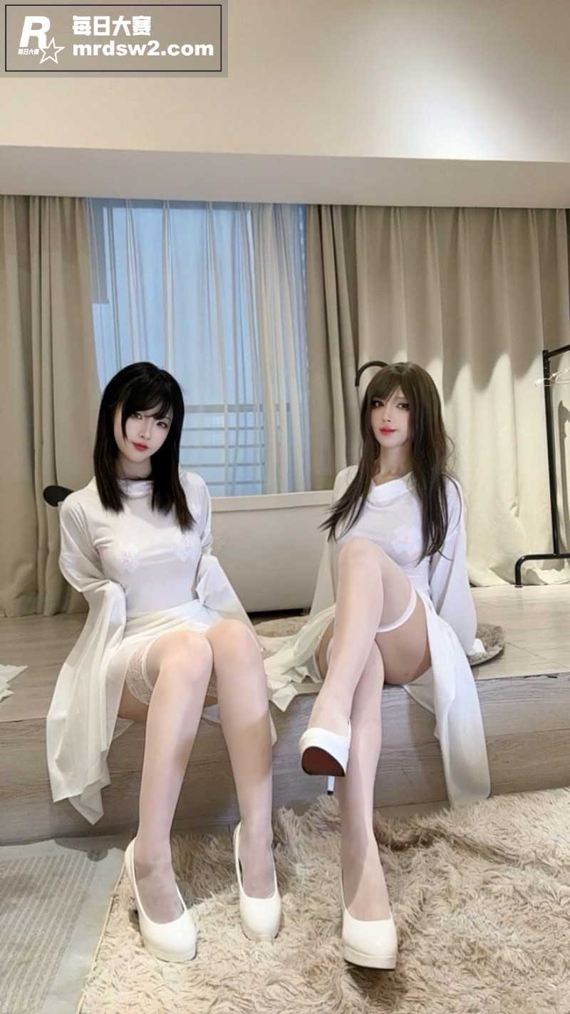 超高颜值福利姬 九曲相关图片8
