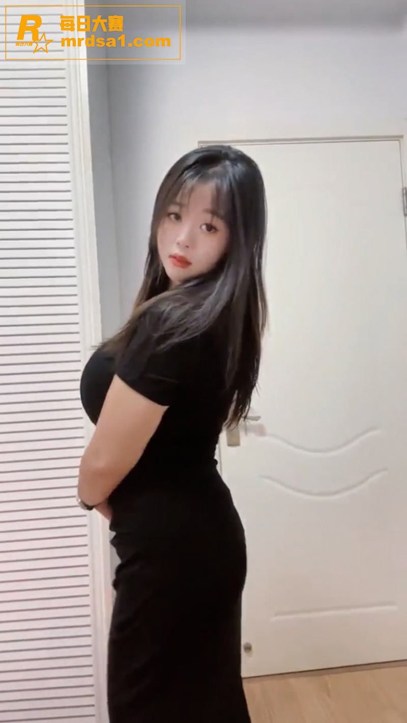抖音巨乳网红 过去 相关图片6