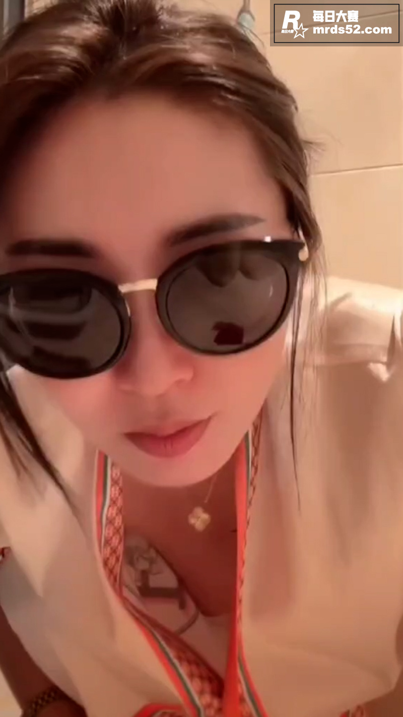 抖音快手高颜值网红 相关图片2