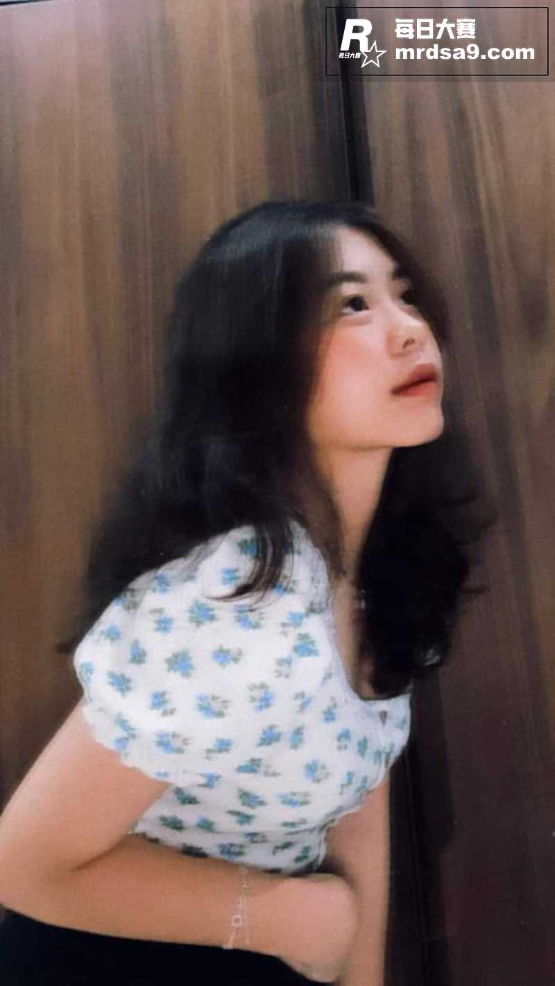 超清纯高中生少女 大相关图片2